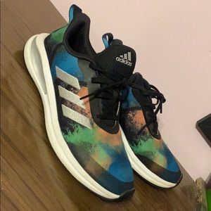 Barely worn size 6Y Adidas gym shoes